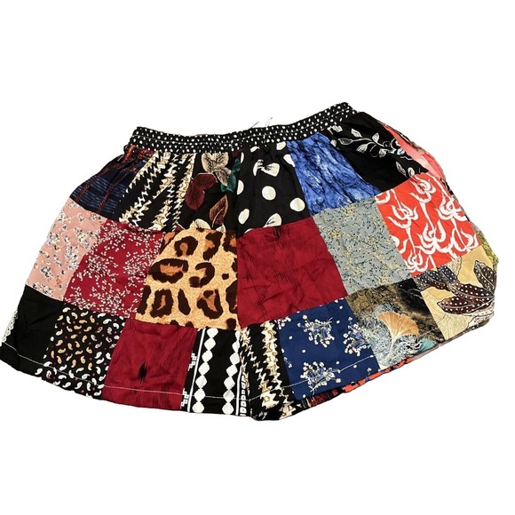 (3) Vintage Aesthetic Patchwork Shorts Festival Wear Hippie Music Bohemian Sz Lg - Picture 7 of 13